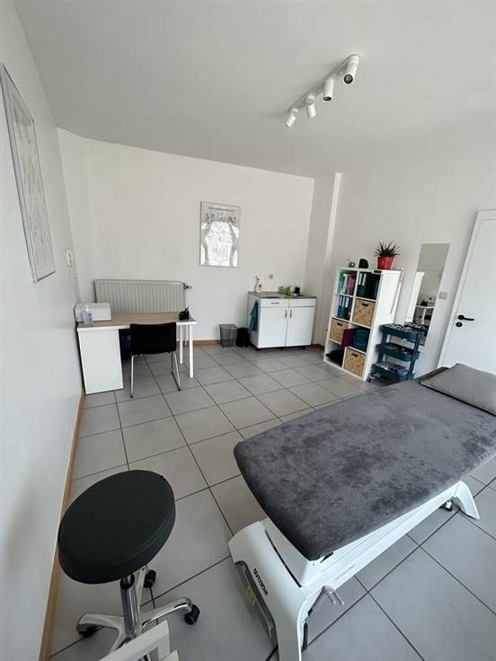 Photo 2 de Surface commerciale A LOUER 35m2 MARCHE-EN-FAMENNE centre-ville