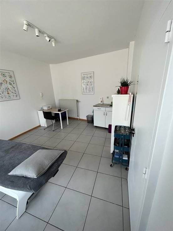 Photo 6 de Surface commerciale A LOUER 35m2 MARCHE-EN-FAMENNE centre-ville