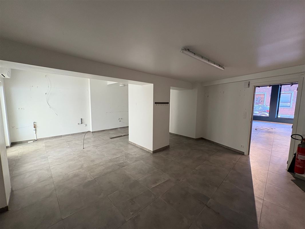 Photo 4 de Surface commerciale A LOUER 90m2 MARCHE-EN-FAMENNE centre-ville