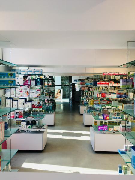 PHARMACIE DEBOR BOULEVARD — 67ec10719ed3f136375019.jpg
