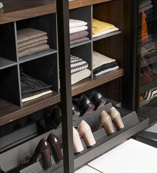 MAISONN NODIT DRAGOS — 67ec337374a0d667208771.jpg