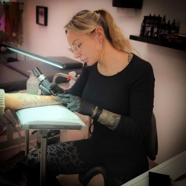 JESS Y DOLL TATTOO SRL — JESS Y DOLL TATTOO SRL