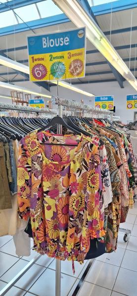 TERRE FACTORY SHOPPING MARCHE — 660fa19b492d5158242839.jpg