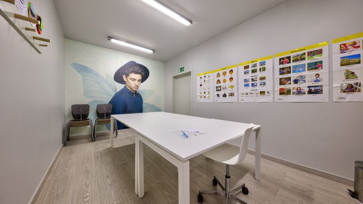 Logo de SURFACE COMMERCIALE A LOUER 270M2 MARCHE-EN-FAMENNE