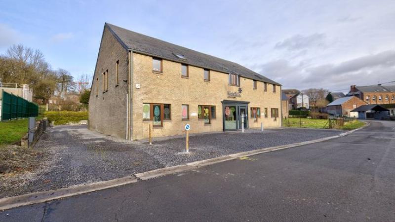 SURFACE COMMERCIALE A LOUER 270M2 MARCHE-EN-FAMENNE — 65151c28aee5a731995545.jpg