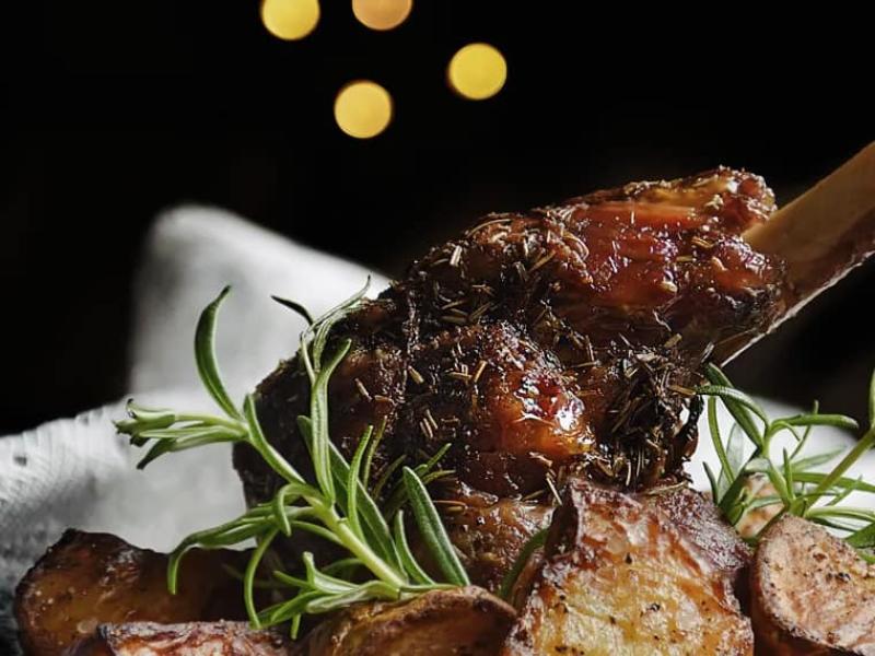 L'HANGAR — 6602cbaf6c186436496259.jpg