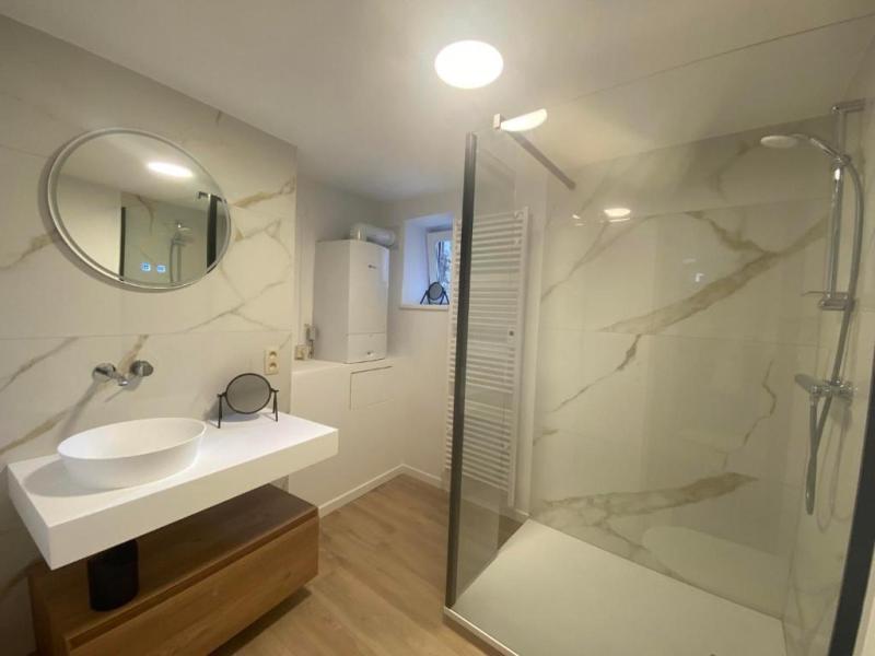 AU TEMPS SUPENDU — 65c62278c7a92986449622.jpg