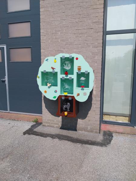 BOÎTES À LIVRES SAINT-FRANÇOIS — 66cc651a9083b423424588.jpg