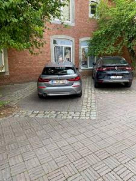 PARKING PMR - CHÂTEAU JADOT — 66dea7445e8fc227828239.jpg