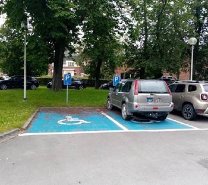 PARKING PMR - RUE VICTOR LIBERT / TRIBUNAL (4 PLACES) — 66dead0601989806002428.jpg