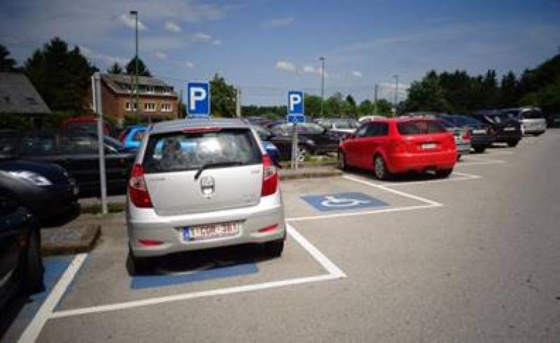 PARKING PMR - HÔPITAL PRINCESSE PAOLA (13 PLACES) — 66deb3896fbb3586031393.jpg