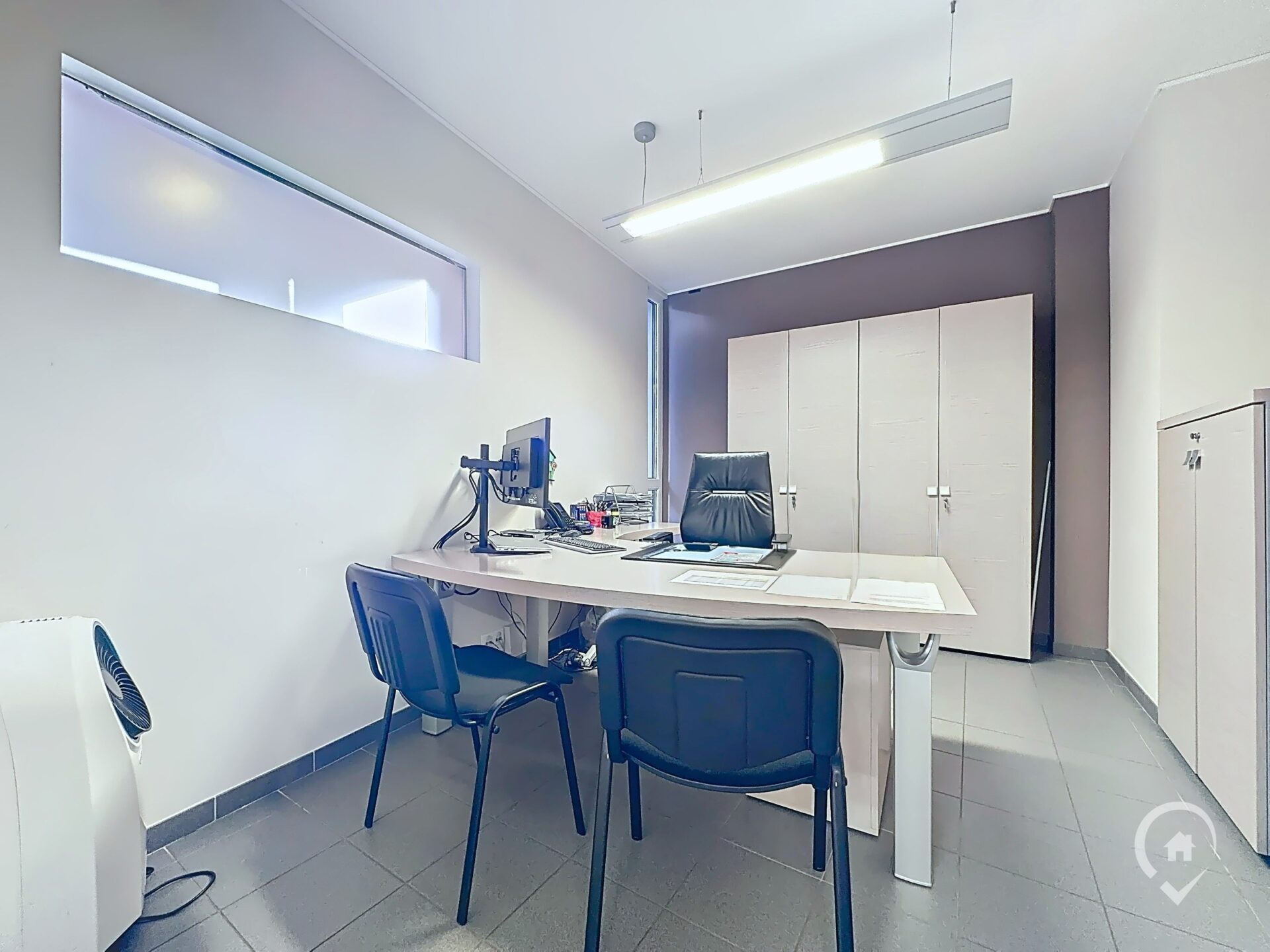Photo 2 de SURFACE COMMERCIALE A LOUER 84M2 MARCHE-EN-FAMENNE CENTRE-VILLE 
