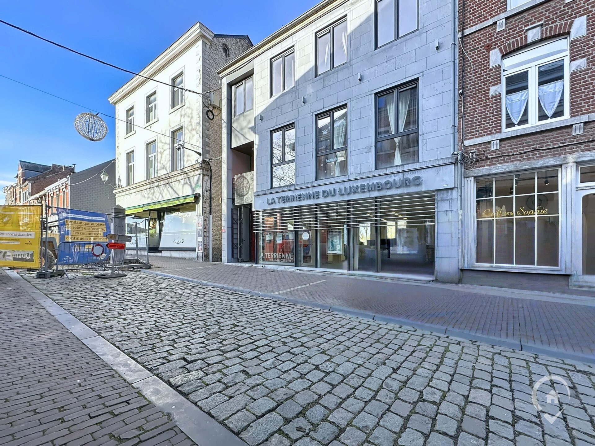 Photo 3 de SURFACE COMMERCIALE A LOUER 84M2 MARCHE-EN-FAMENNE CENTRE-VILLE 