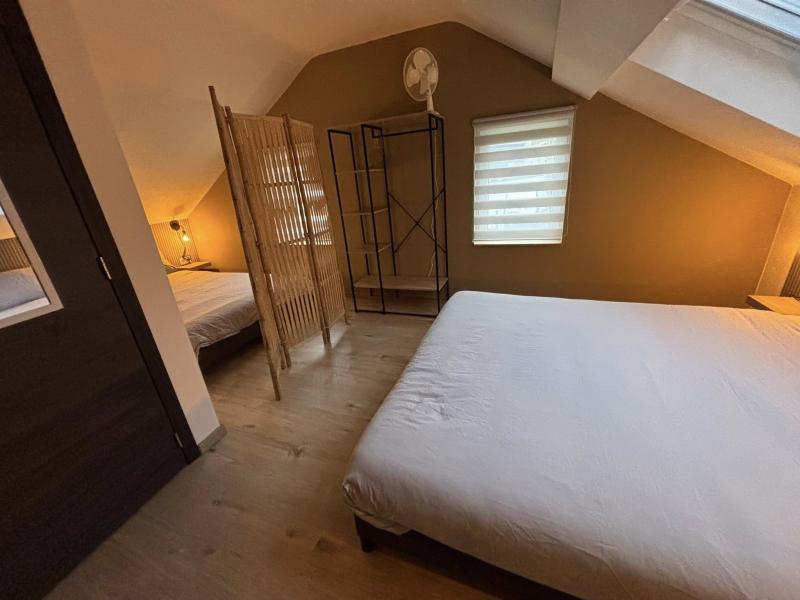 Au champ du coq — Au champ du coq