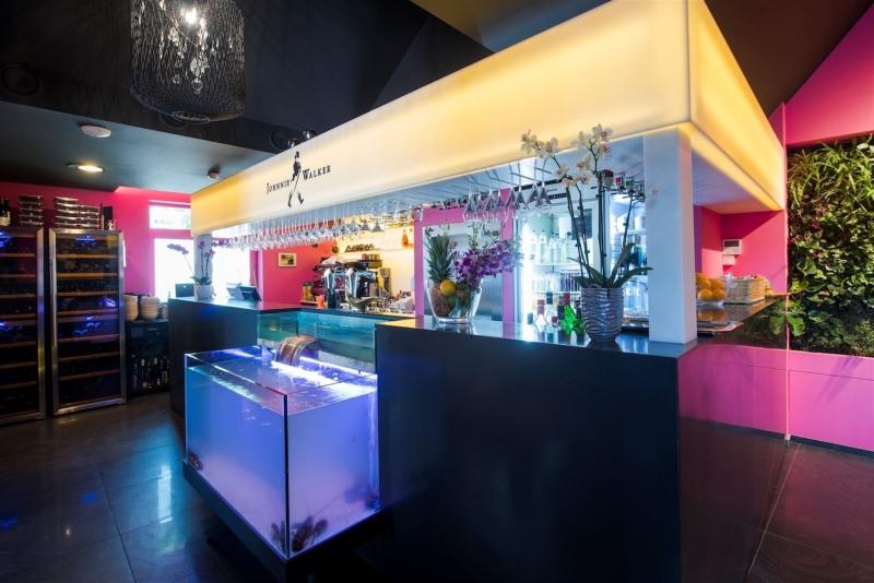 SURFACE COMMERCIALE A VENDRE 580M2 MARCHE-EN-FAMENNE CENTRE-VILLE (HORECA) — SURFACE COMMERCIALE A VENDRE 580M2 MARCHE-EN-FAMENNE CENTRE-VILLE (HORECA)