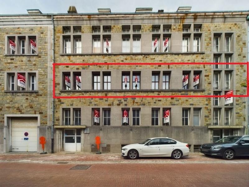 SURFACE COMMERCIALE (BUREAUX) A LOUER 140m2 MARCHE-EN-FAMENNE CENTRE-VILLE — SURFACE COMMERCIALE (BUREAUX) A LOUER 140m2 MARCHE-EN-FAMENNE CENTRE-VILLE