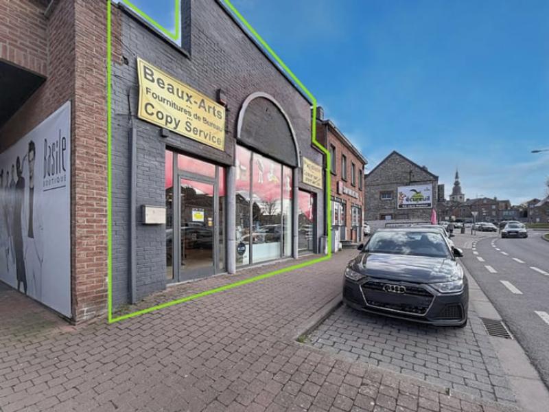 SURFACE COMMERCIALE A VENDRE 357m2 MARCHE-EN-FAMENNE CENTRE-VILLE — SURFACE COMMERCIALE A VENDRE 357m2 MARCHE-EN-FAMENNE CENTRE-VILLE
