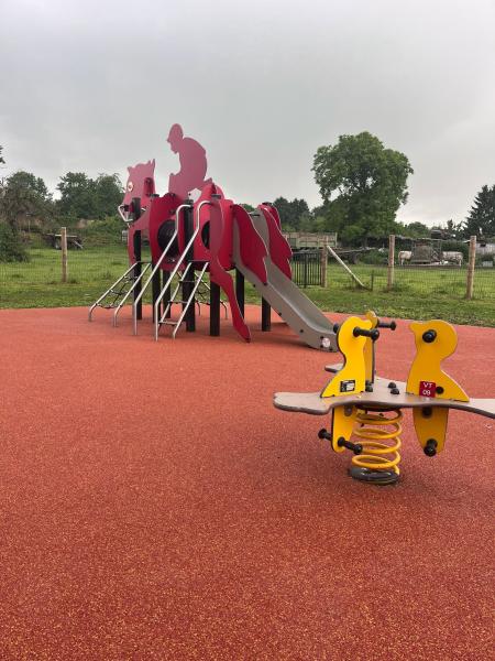 Aire de jeux du village de Waha — Aire de jeux du village de Waha