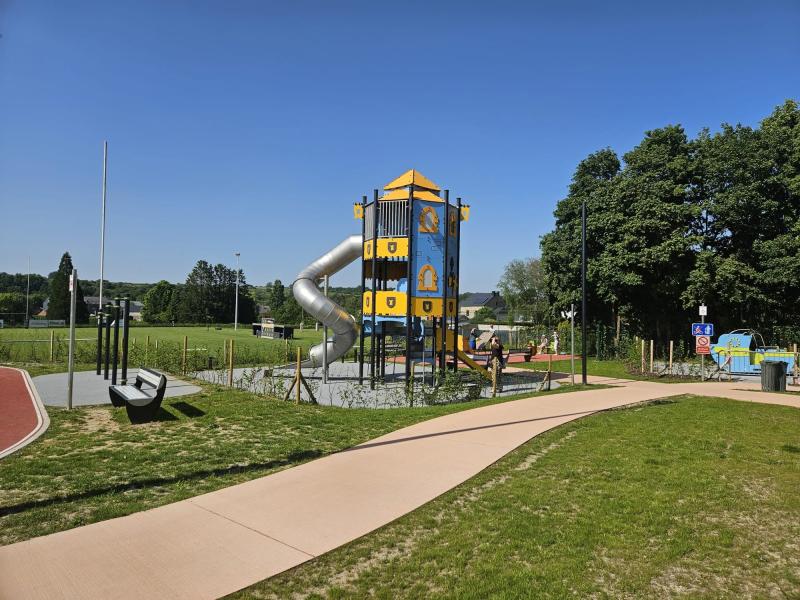 Aire de jeux du village de On — Aire de jeux du village de On