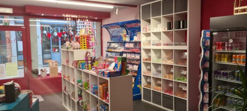 SURFACE COMMERCIALE A LOUER 45m2 MARCHE-EN-FAMENNE CENTRE-VILLE — SURFACE COMMERCIALE A LOUER 45m2 MARCHE-EN-FAMENNE CENTRE-VILLE