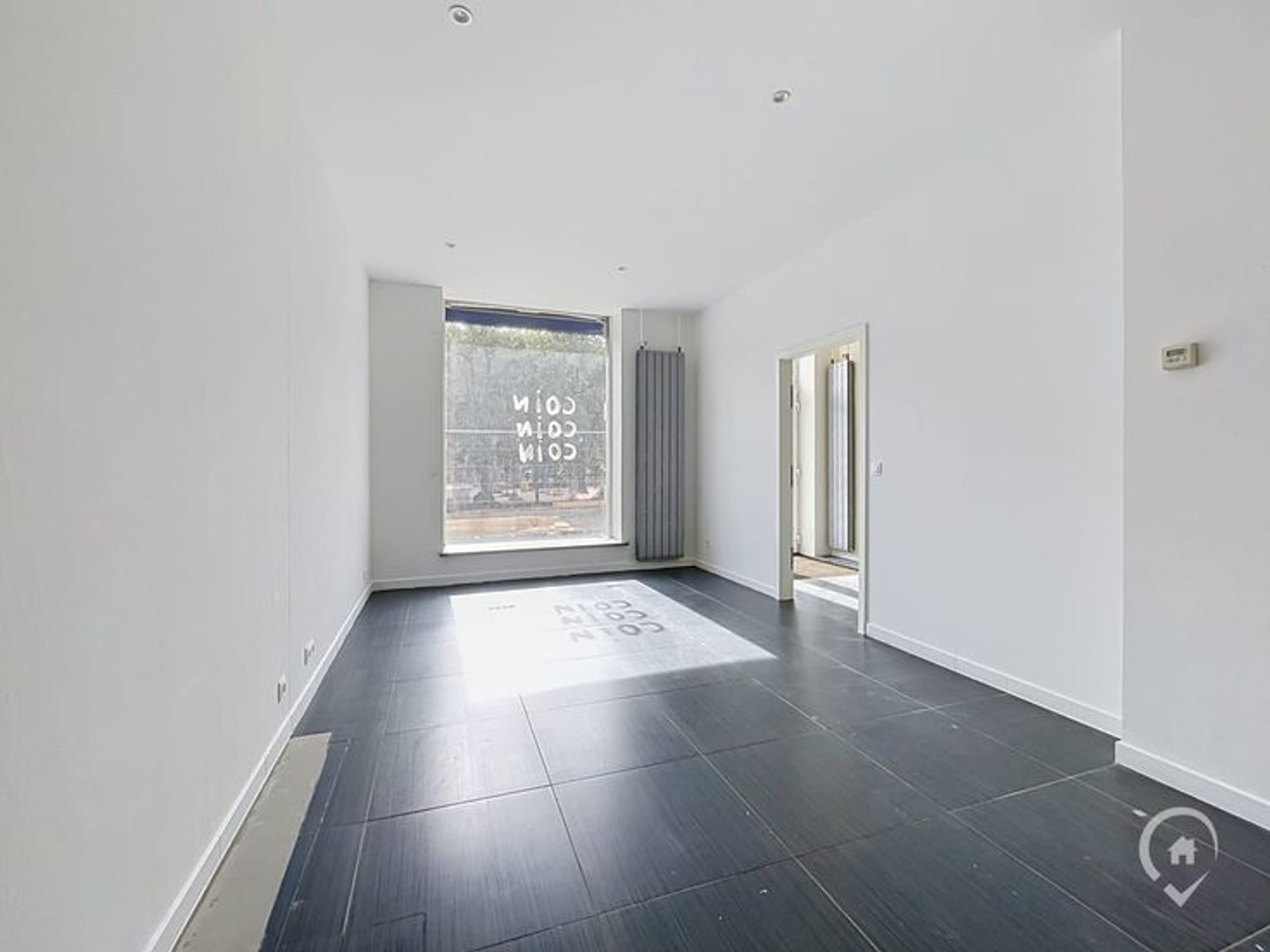 Photo 2 de SURFACE COMMERCIALE A LOUER 46m2 MARCHE-EN-FAMENNE CENTRE-VILLE