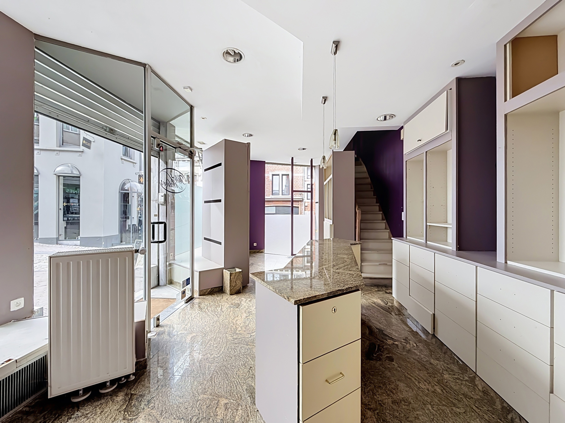 Photo 1 de SURFACE COMMERCIALE A VENDRE 144m2 MARCHE-EN-FAMENNE CENTRE-VILLE