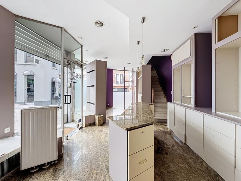 SURFACE COMMERCIALE A VENDRE 144m2 MARCHE-EN-FAMENNE CENTRE-VILLE — SURFACE COMMERCIALE A VENDRE 144m2 MARCHE-EN-FAMENNE CENTRE-VILLE