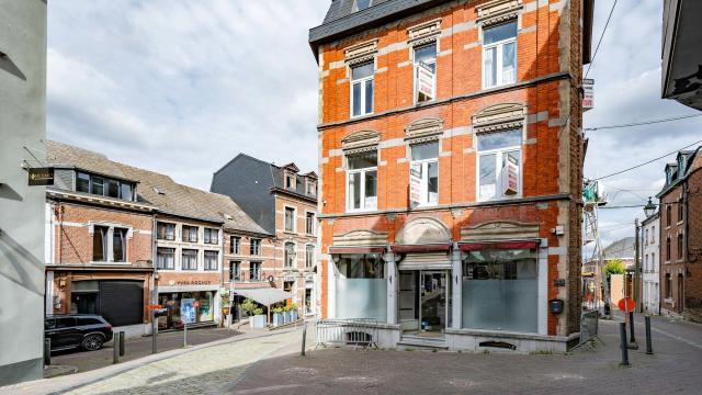 SURFACE COMMERCIALE A VENDRE 144m2 MARCHE-EN-FAMENNE CENTRE-VILLE