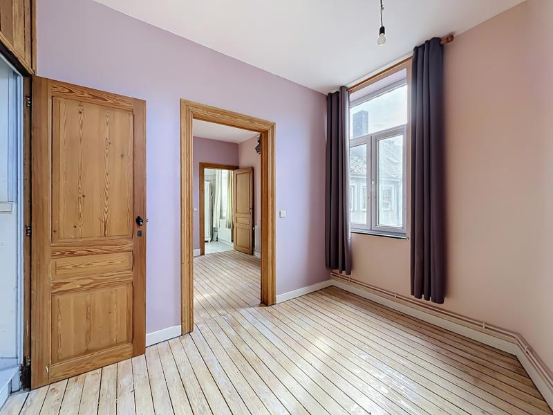 SURFACE COMMERCIALE A VENDRE 144m2 MARCHE-EN-FAMENNE CENTRE-VILLE — SURFACE COMMERCIALE A VENDRE 144m2 MARCHE-EN-FAMENNE CENTRE-VILLE