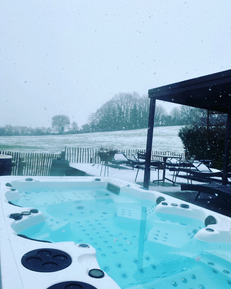Photo 11 de SUITES DE LUXE CHILL&OUT ET WELLNESS