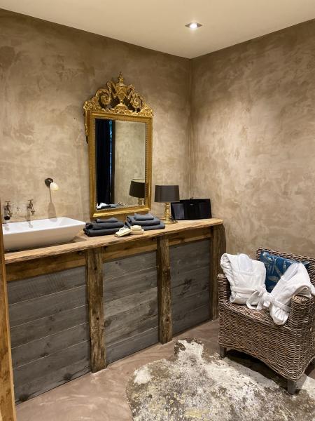 SUITES DE LUXE CHILL&OUT ET WELLNESS — 6273ab8cdbbb8104157450.JPG