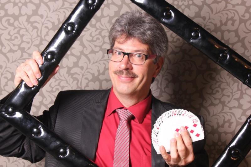 ALBERT JACQUES — b3e6a899f94c570d7e6a44646e8579e3.jpg