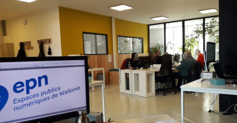 ESPACE PUBLIC NUMERIQUE (EPN) — intérieur