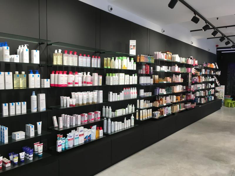 PHARMACIE DEBOR CENTRE — 67ec1180b38d5618935578.jpg