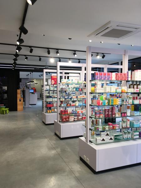 PHARMACIE DEBOR CENTRE — 67ec1180b5d14519829355.jpg