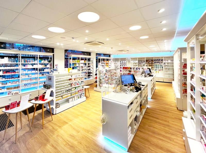 PHARMACIE FAMILIA - MARCHE — 65cb84bc2040a013108713.jpg