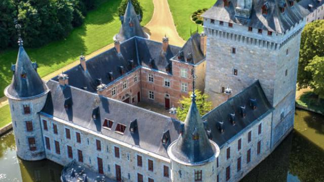 CHÂTEAU JEMEPPE - CENTRE DE SÉMINAIRES ET D'ÉVÈNEMENTS RÉSIDENTIELS