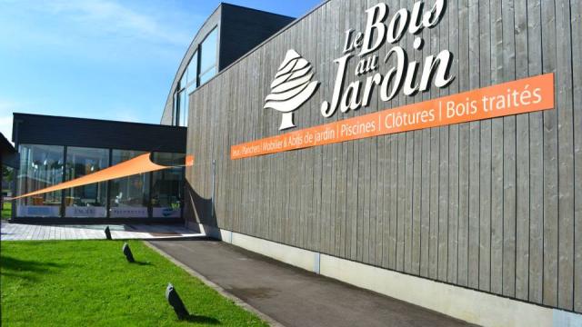 LE BOIS AU JARDIN