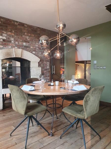 LES 4 SAISONS — 638f1ea82ba79515623555.jpg